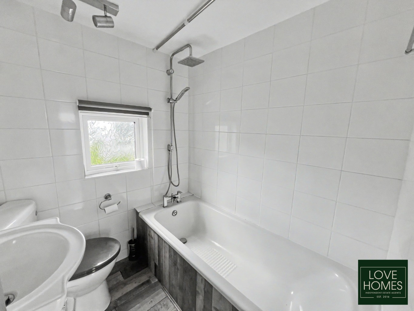 Peaceful Park Home with Private Garden in Freckleton Property image 7
