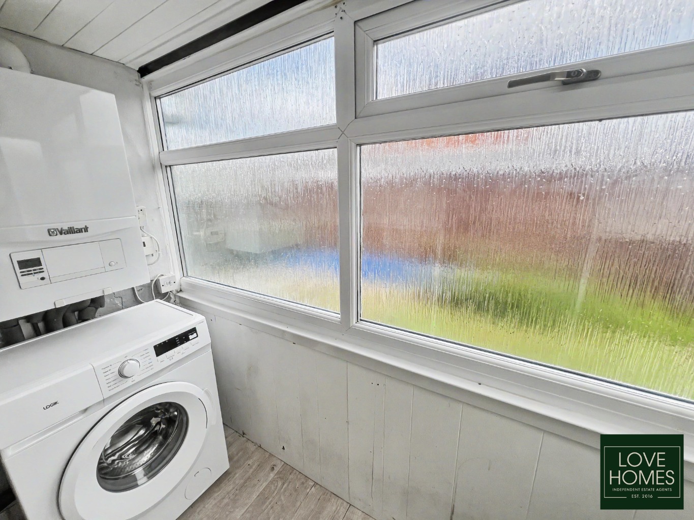 Peaceful Park Home with Private Garden in Freckleton Property image 6