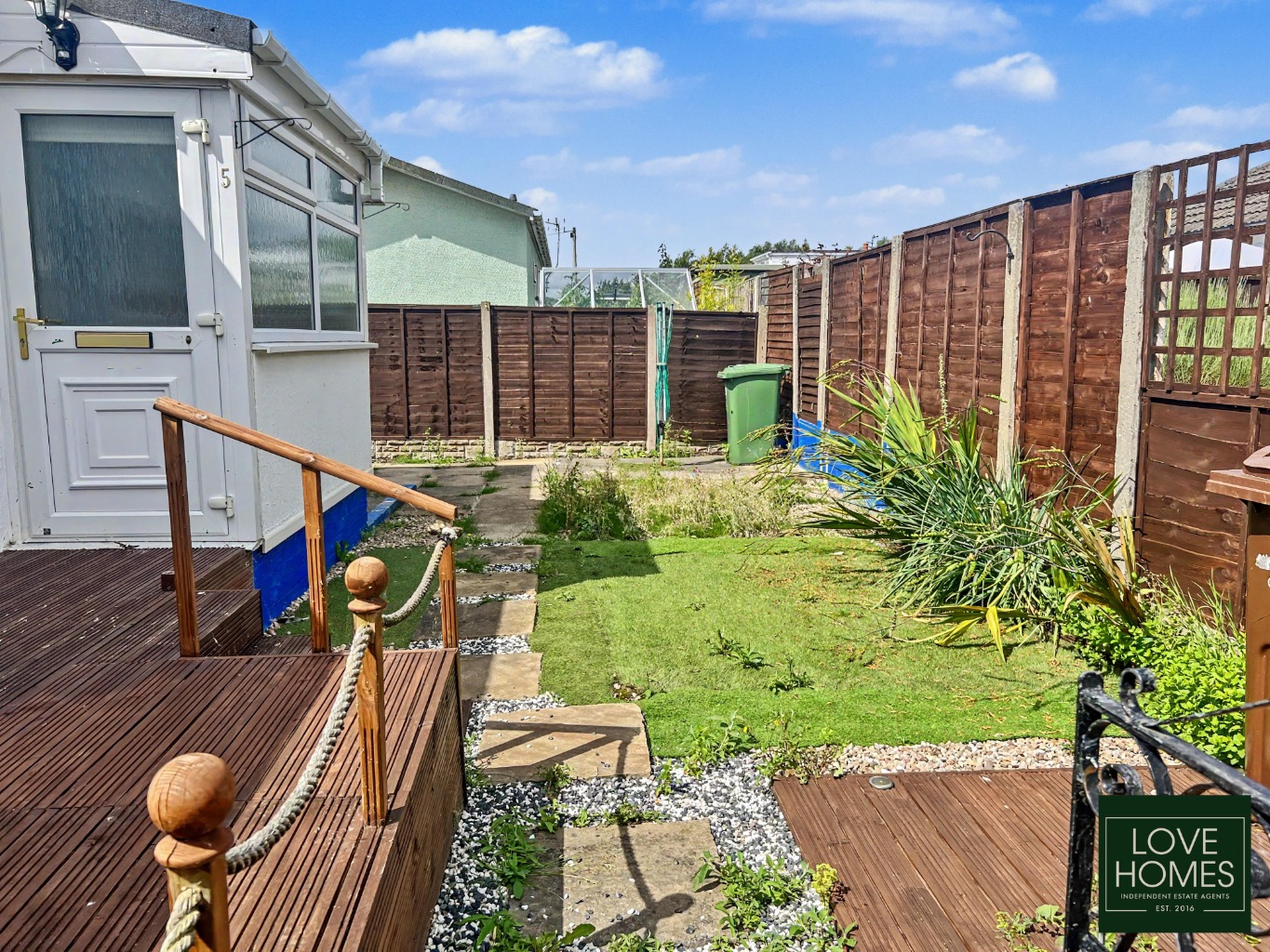 Peaceful Park Home with Private Garden in Freckleton Property image 9