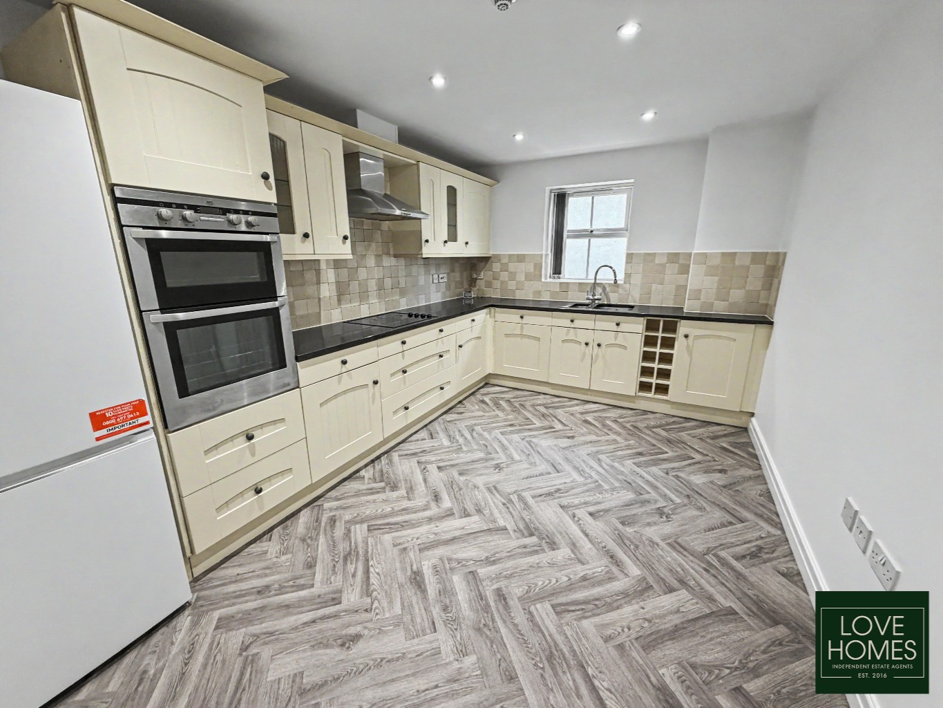 Stylish 2-Bed Ground Floor Apartment in Desirable Scorton Property image 3