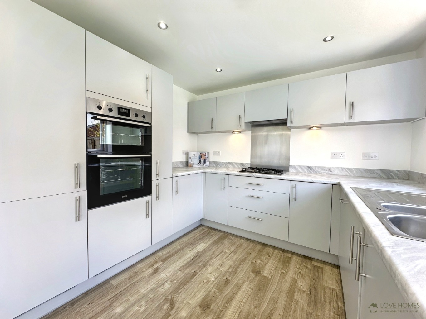 Spacious 4-Bed Family Home in Cottam, Available Now Property image 2