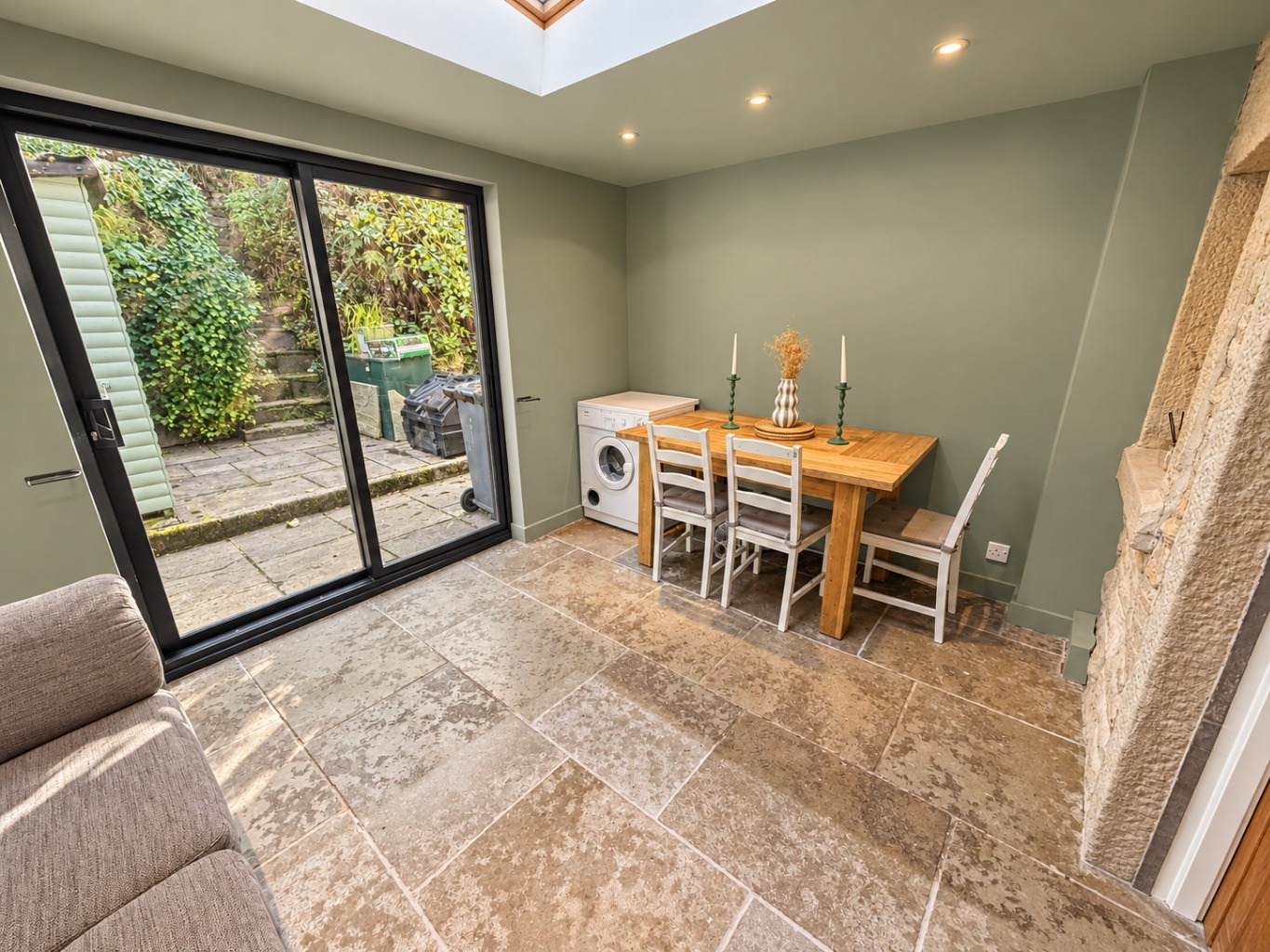 Charming 1-Bed Cottage in Picturesque Calder Vale, Lancashire Property image 11