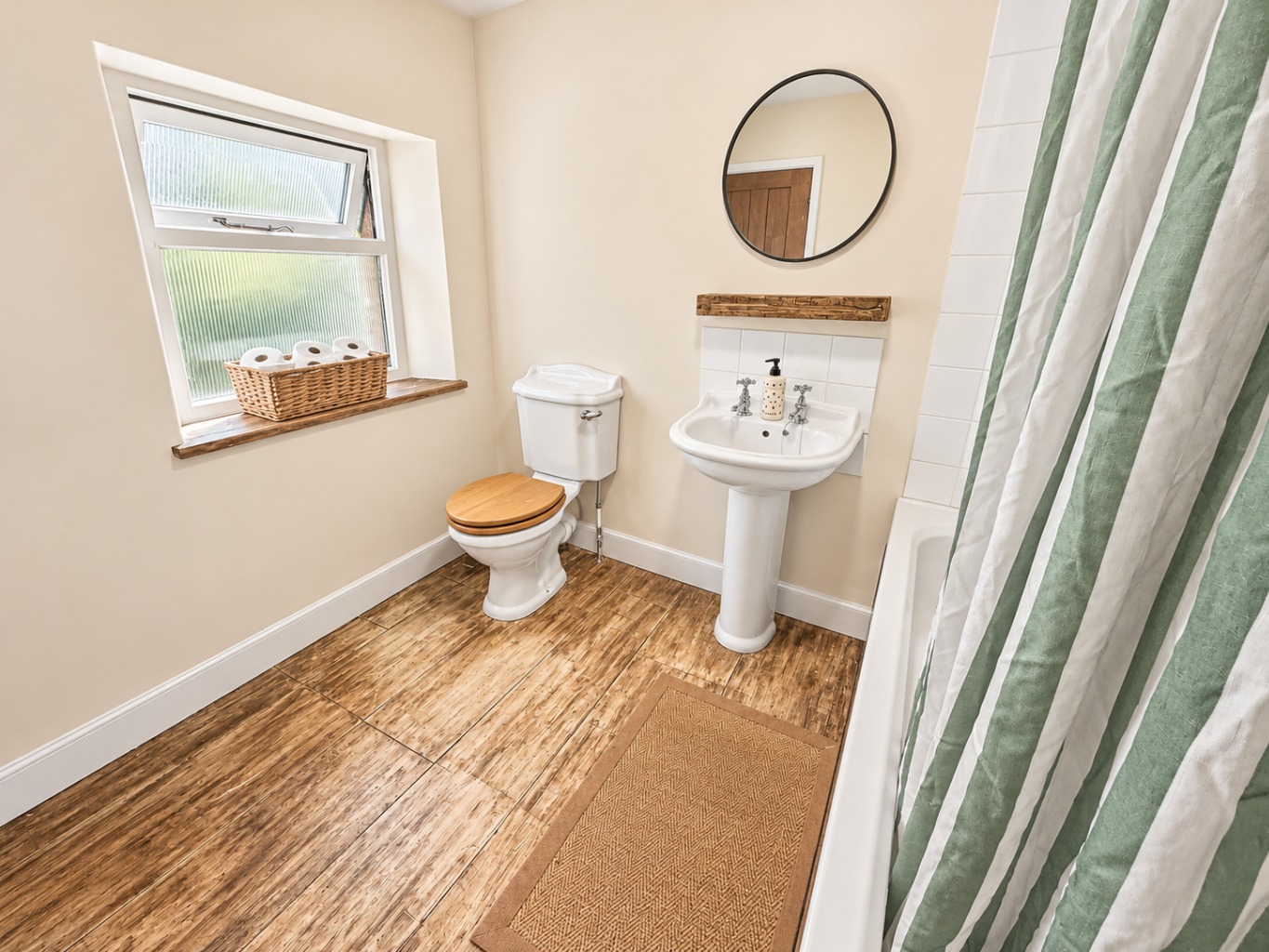 Charming 1-Bed Cottage in Picturesque Calder Vale, Lancashire Property image 17