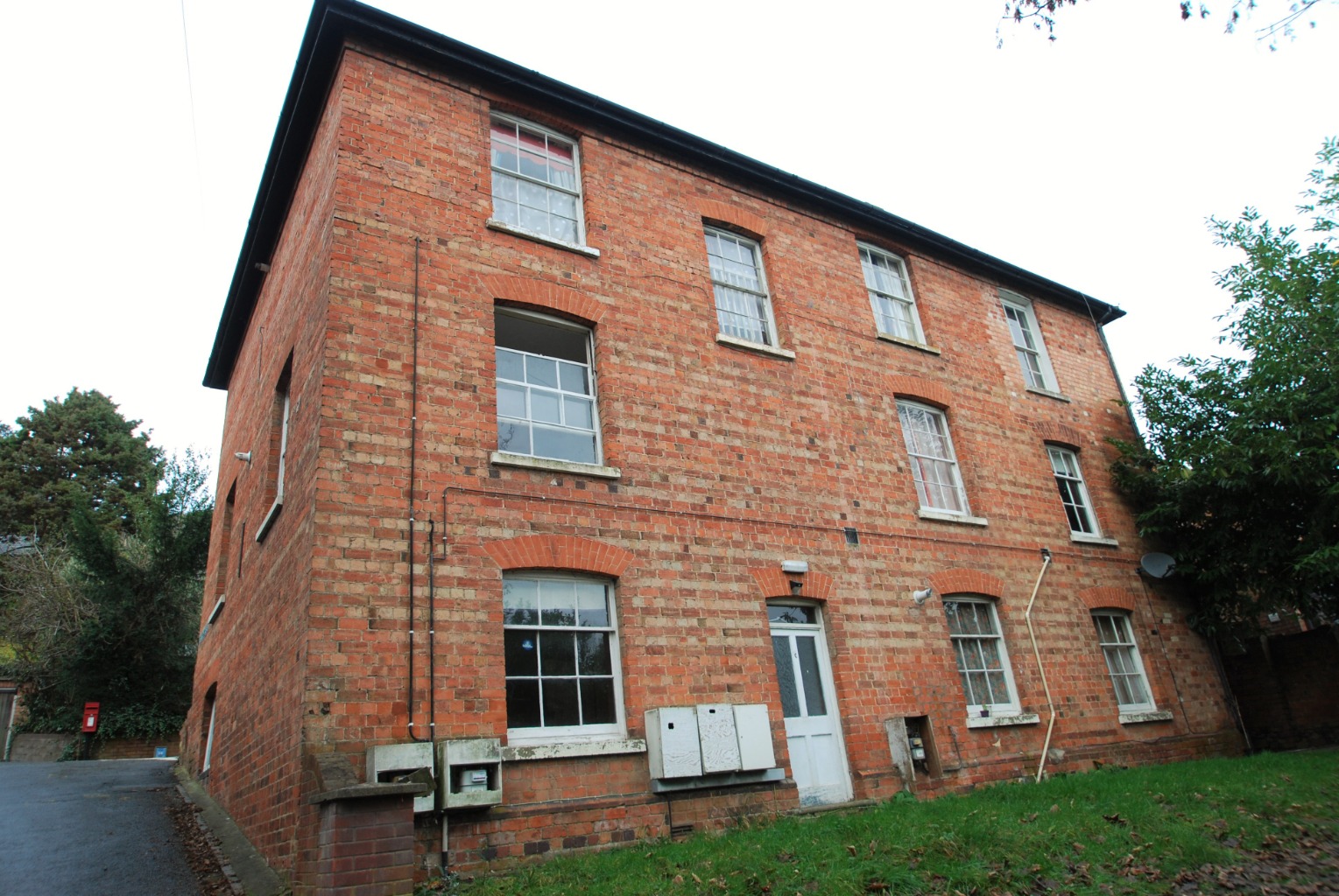 Kings Road, Malvern, Worcestershire, WR14 4HL