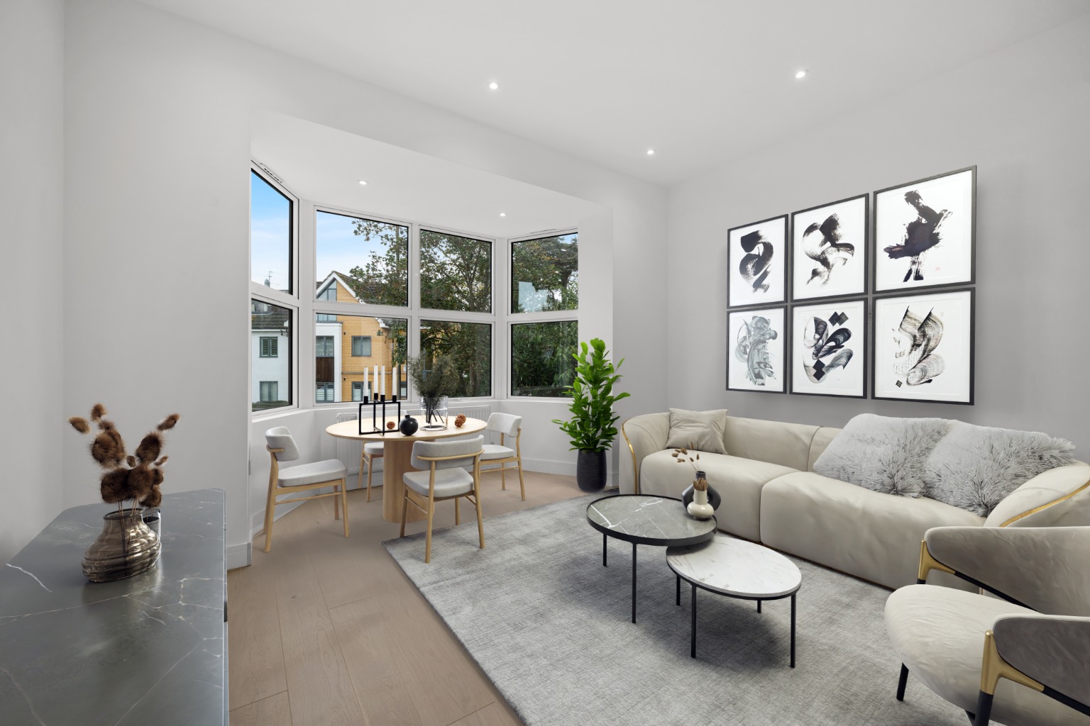 Contemporary One-Bedroom Apartment in Bromley with Share of Freehold