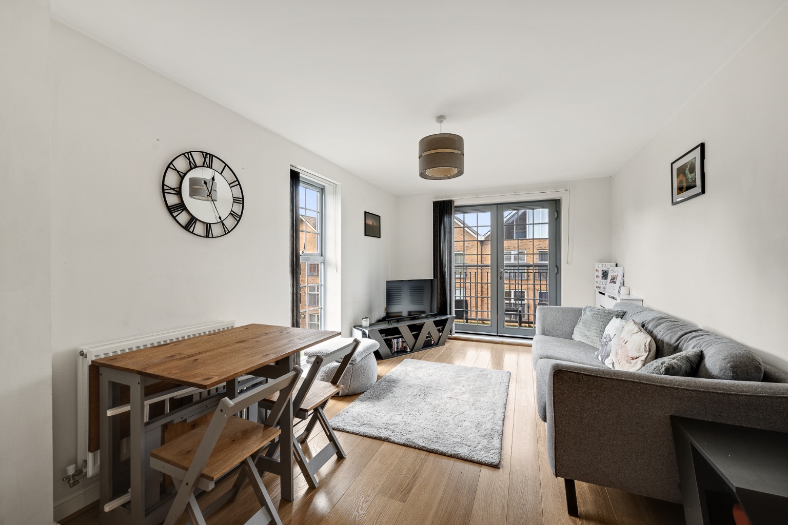 A two-bed, two bath apartment with balcony and walking distance  from Farningham Road train station.