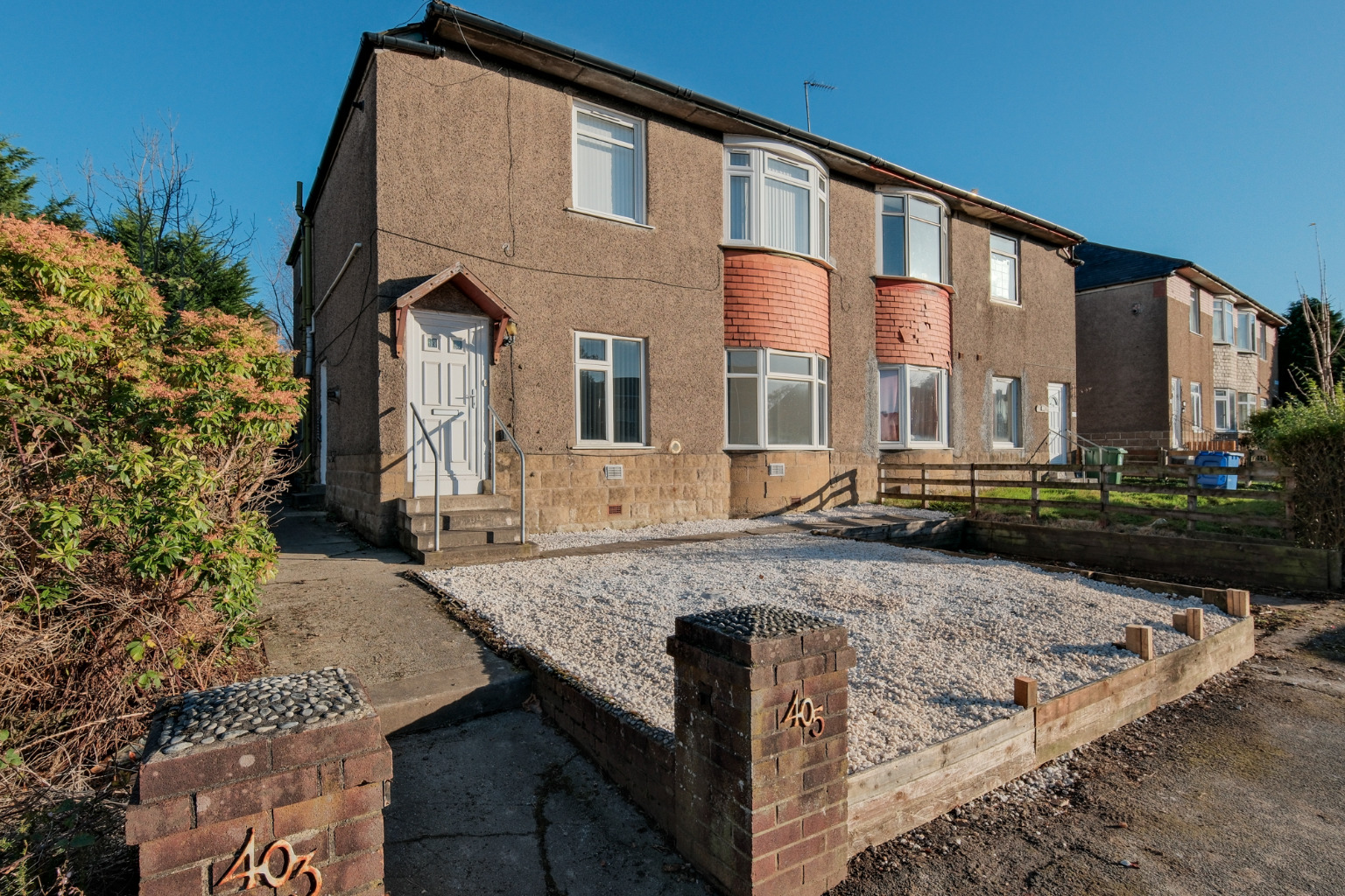 3 Bedroom lower cottage flat