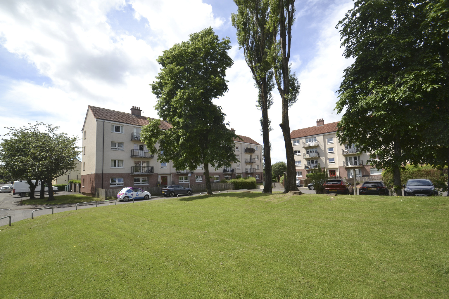 Two bedroom flat with private balcony Two bedroom flat with private balcony