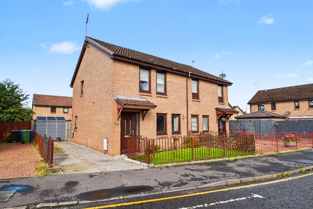 Spacious 3 bedroom semi-detached home