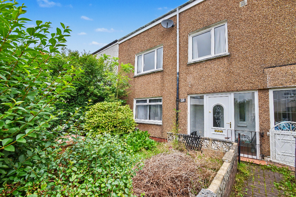 Spacious 4 bedroom terraced home.