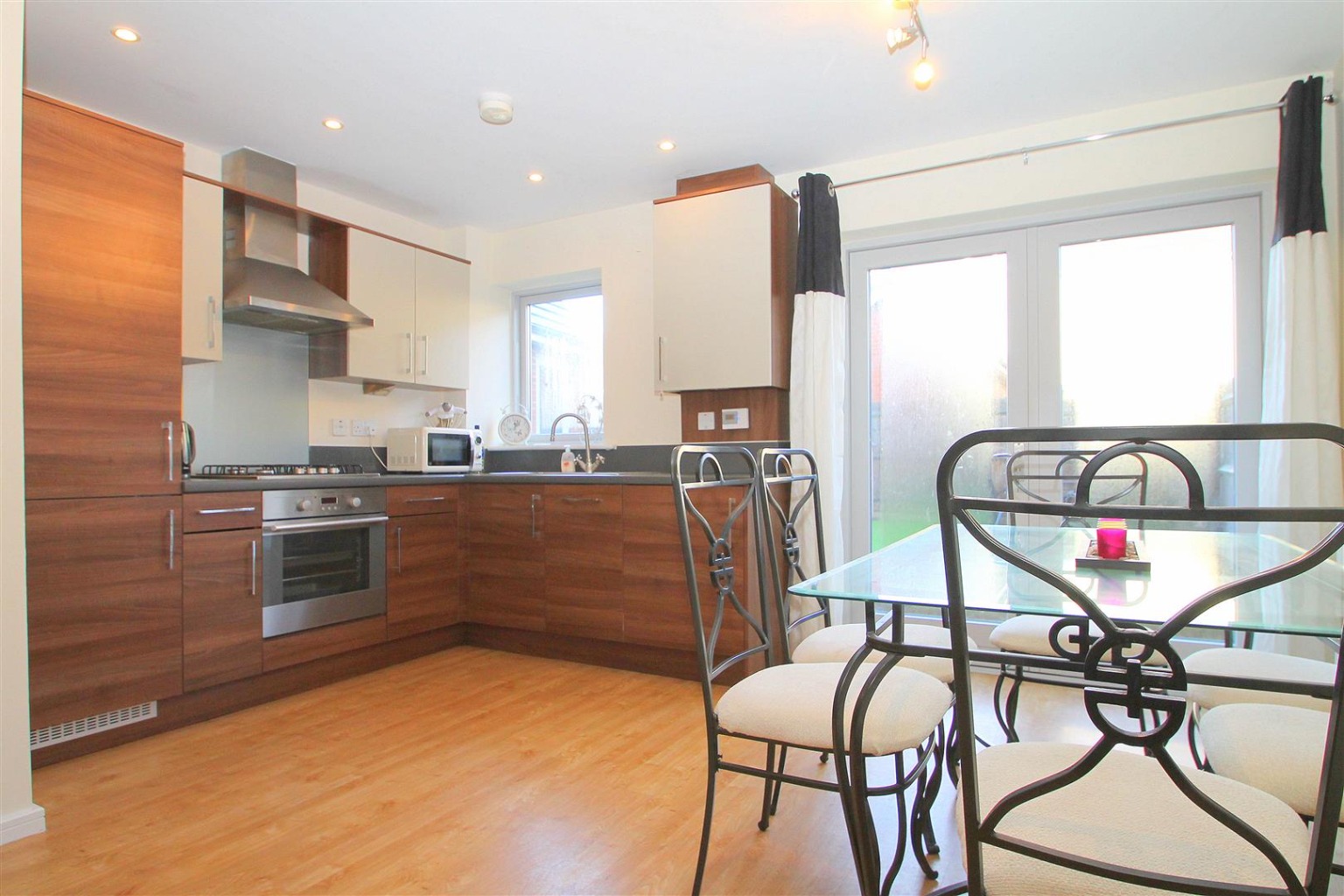 A TWO BEDROOM SEMI-DETACHED HOUSE IN ST. MARYS ISLAND, ME4 property first image