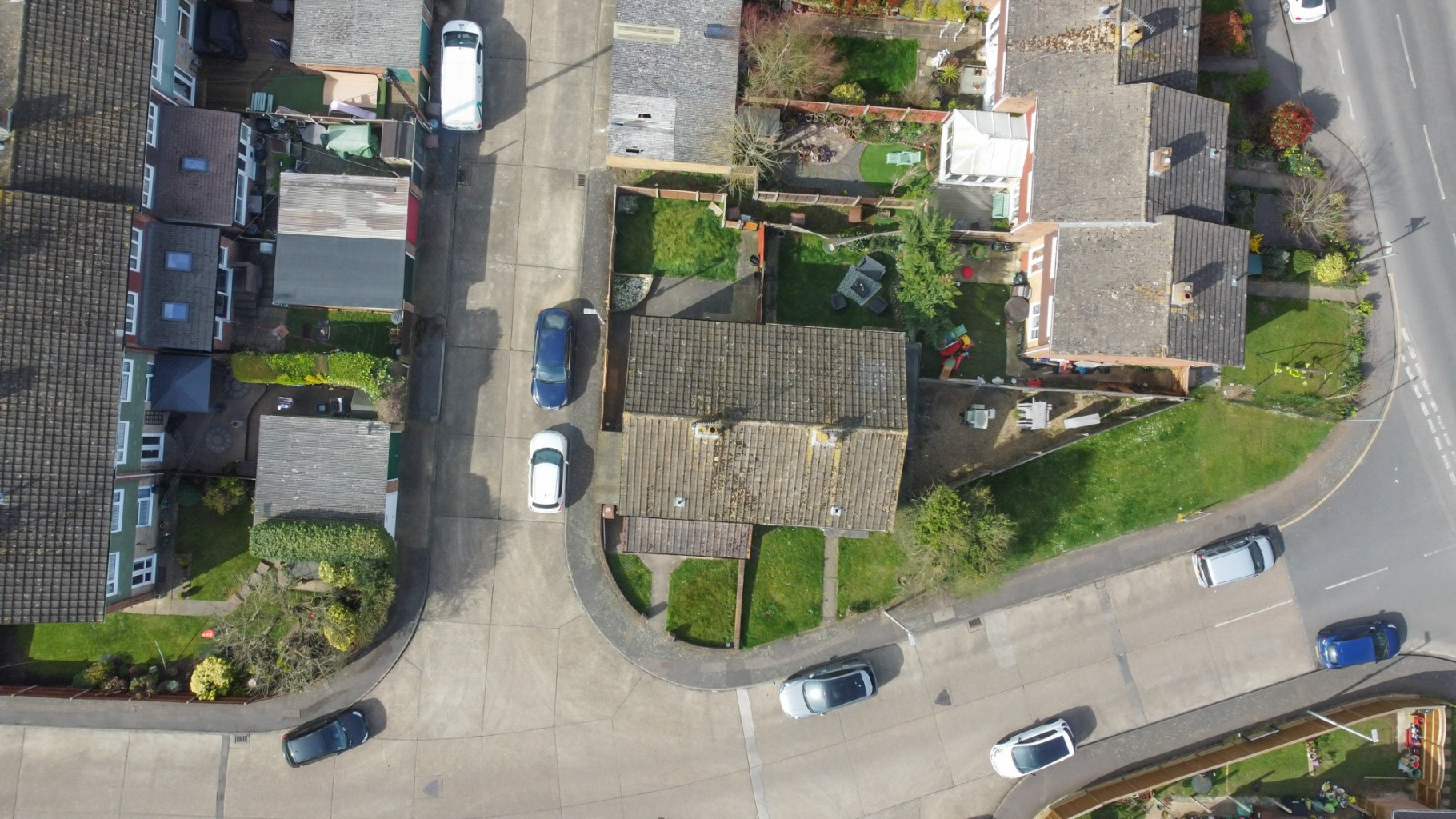 Spacious 3-Bedroom House with Garage and No Chain in Gillingham's Sandringham Road property first image