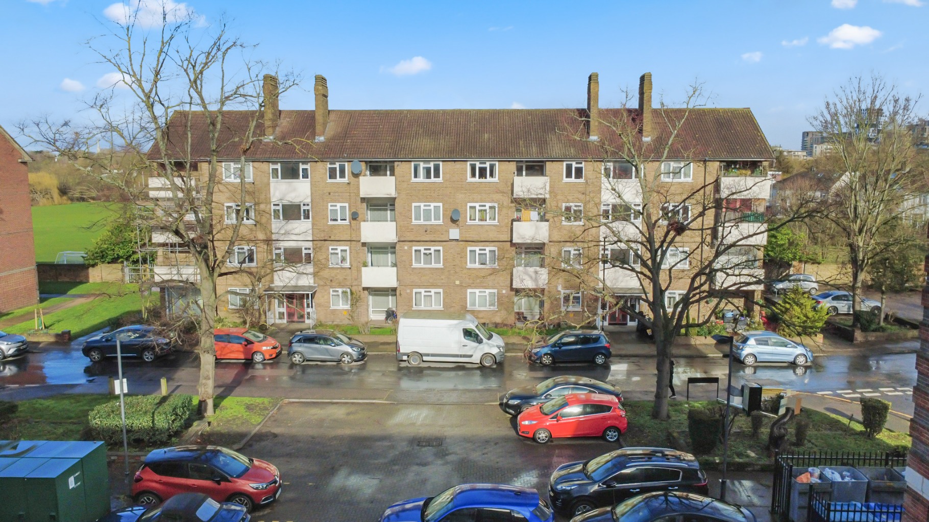 Blank Canvas Two Bedroom Flat, Close to Kidbrooke & Lee Stations Blank Canvas Two Bedroom Flat, Close to Kidbrooke & Lee Stations