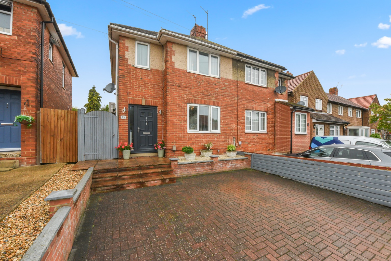 Three Bedroom House, Lancelot Avenue, Close to Station Three Bedroom House, Lancelot Avenue, Close to Station