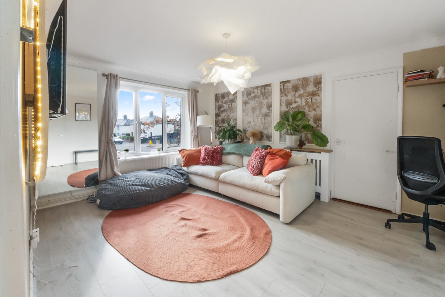 First Floor One Bedroom Apartment, Dartford Town Centre property first image