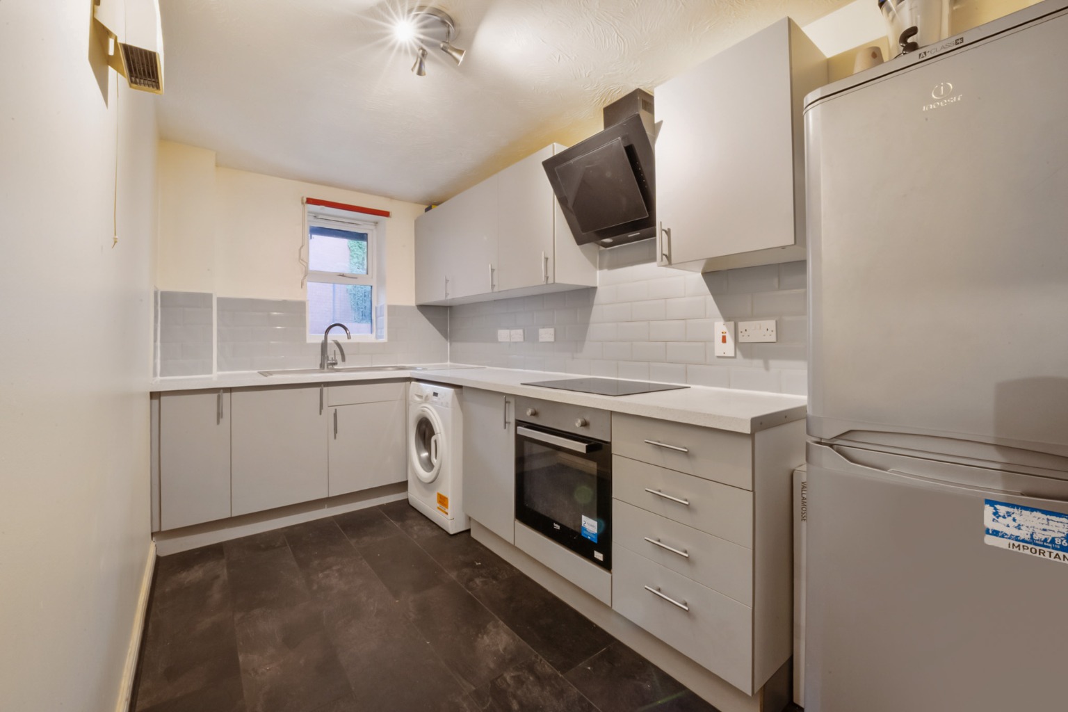 Ground Floor Two-Bedroom Flat with Garden Access and Parking in Chatham property first image