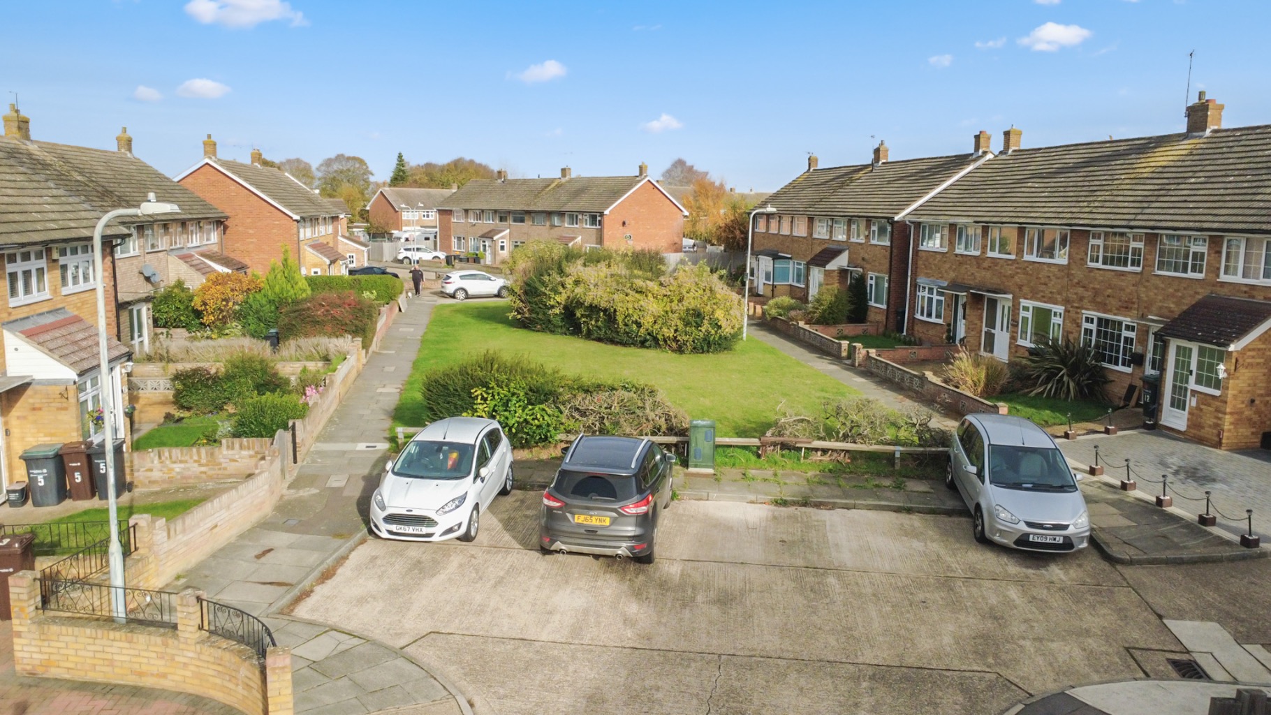 Newly Refurbished Three Bedroom Terrace with Garage in Riverpview Park property first image