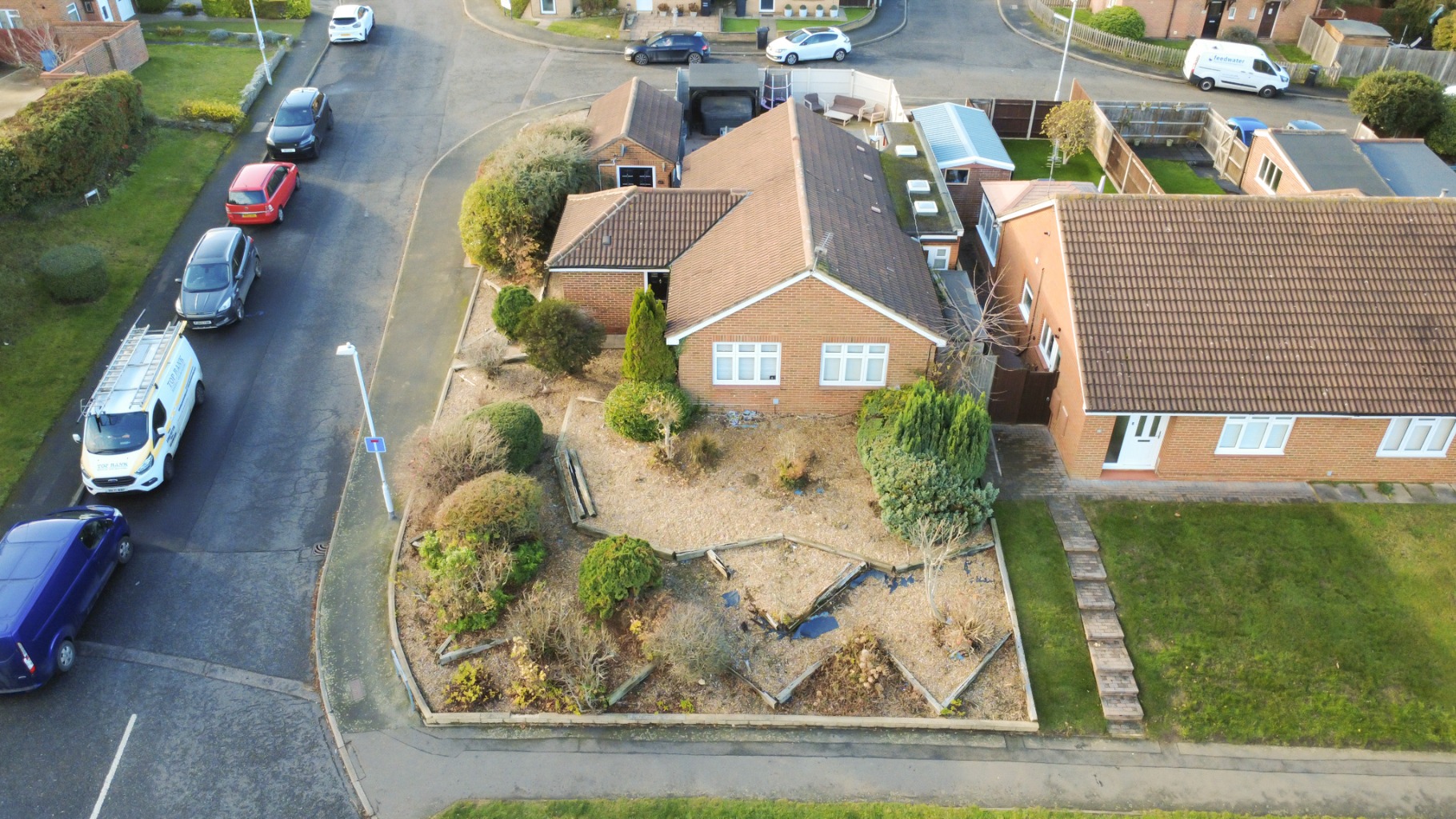 Immaculate Bungalow in Northfleet: Modern Living, Excellent Transport Links property first image