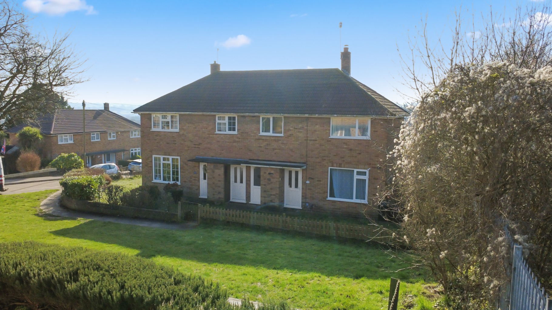 Rochester Family Home, NO CHAIN, Close to Strood Station Rochester Family Home, NO CHAIN, Close to Strood Station