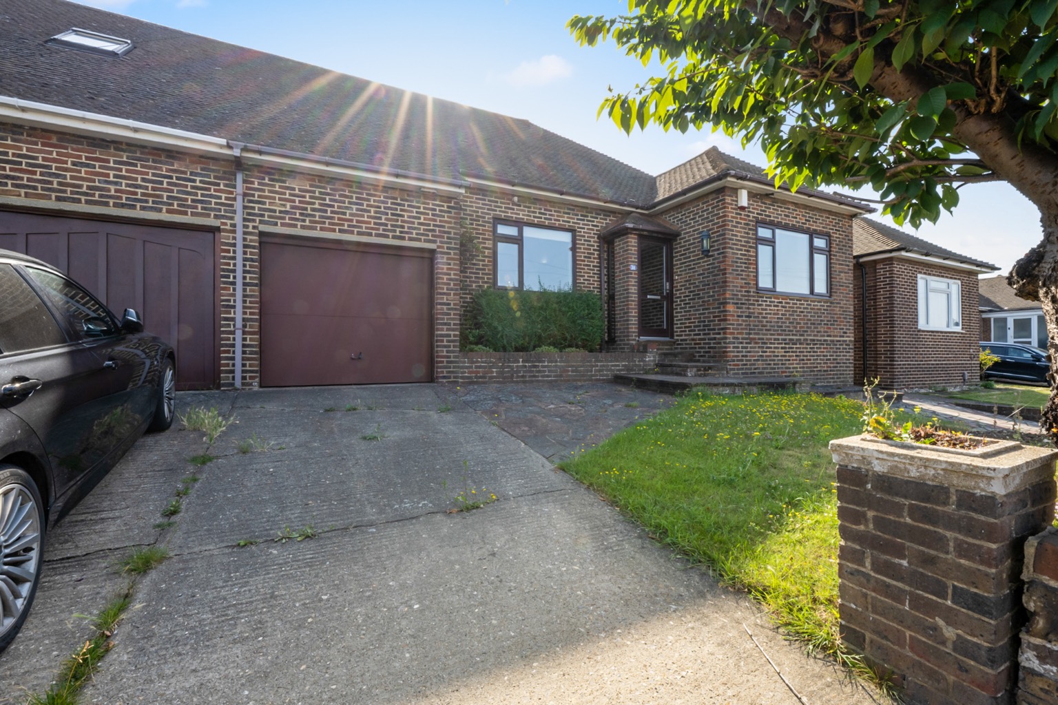 Spacious 3 Bed Bungalow in Riverview Park, No Chain property first image