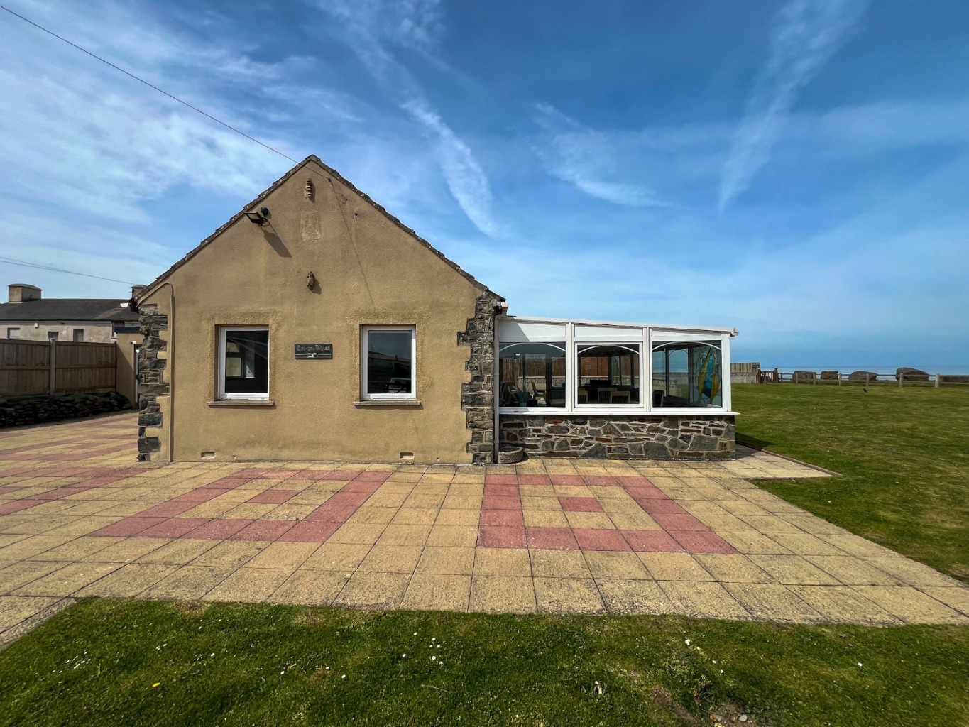 Charming Coastal property with Sea Views in Clarach Bay