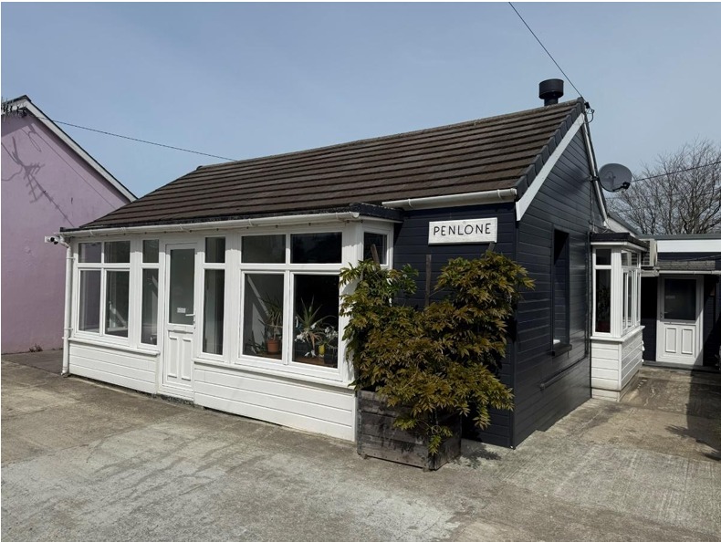 Two Bedroom Bungalow with Garden, Carport & Large Shed