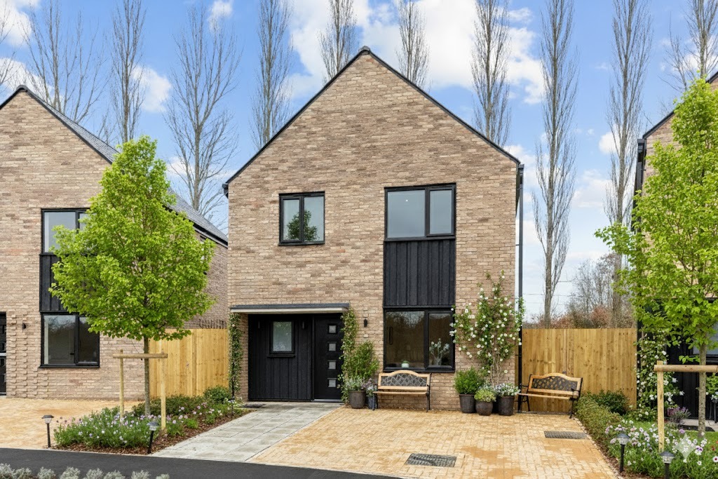 Brand New Three-Bedroom Contemporary Detached Home in Isfield