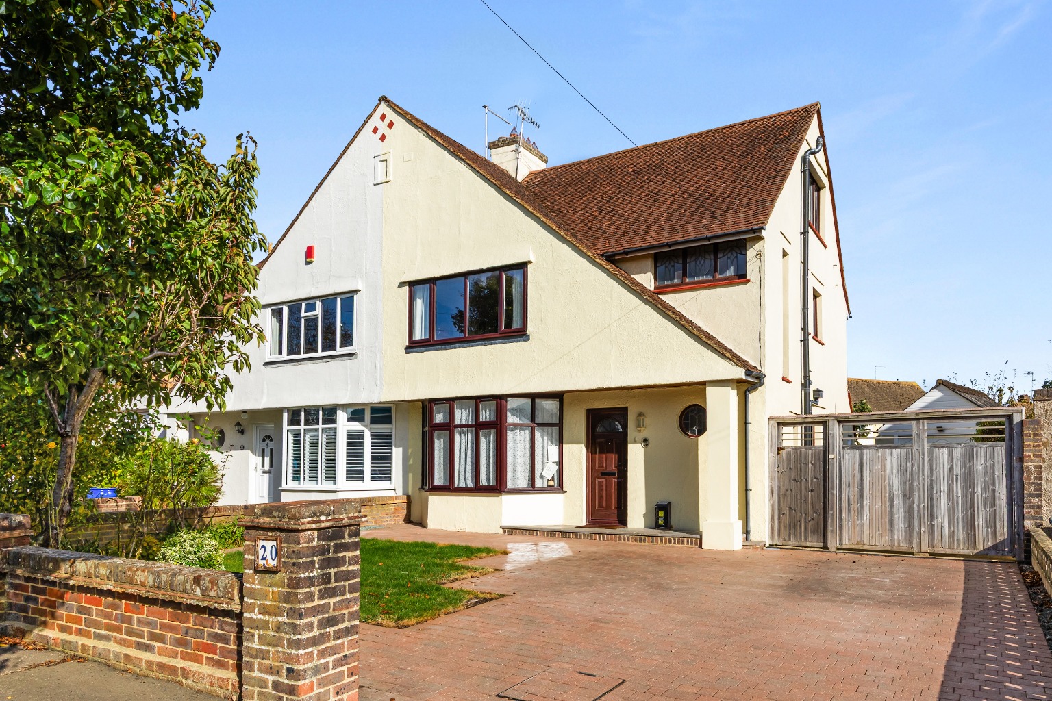 1930s Semi-Detached House in Shoreham-By-Sea with Extension Potential