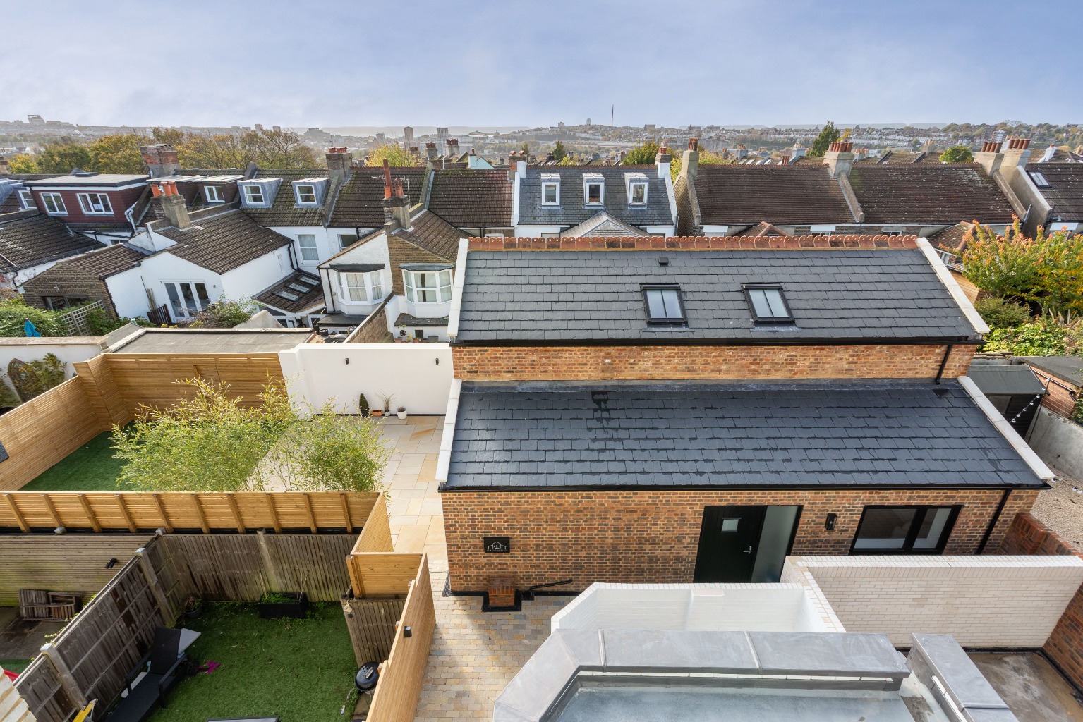 A New 4 Bedroom Luxury Eco Home With Garden & Parking, Close To Preston Park & Fiveways.