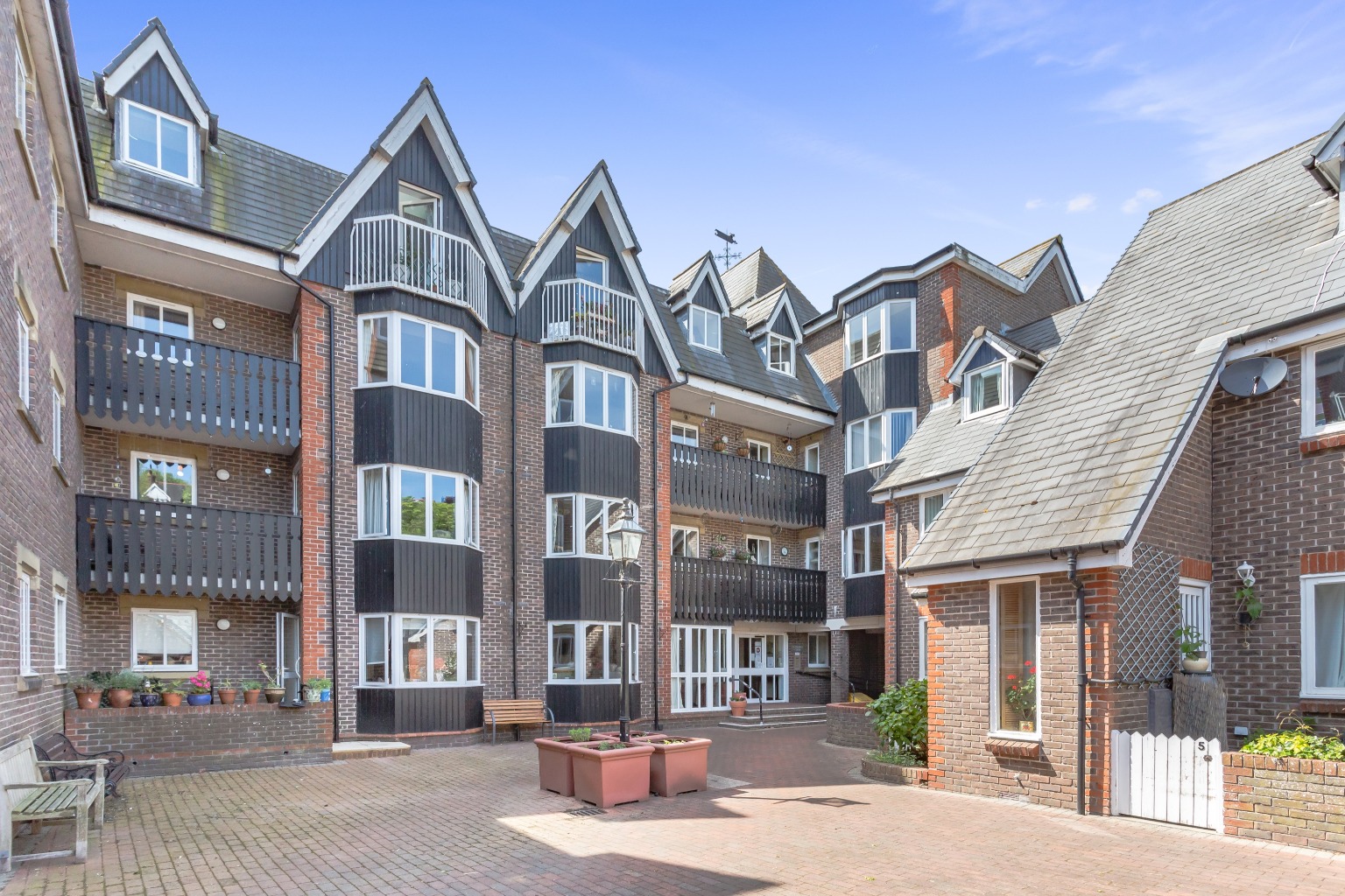 2 Bedroom Retirement Apartment, Central Lewes