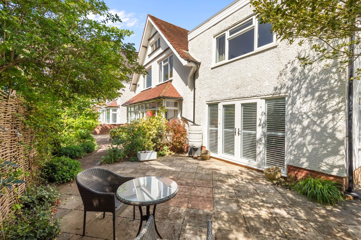 Substantial 5-Bed Detached Family Home in Shoreham-By-Sea