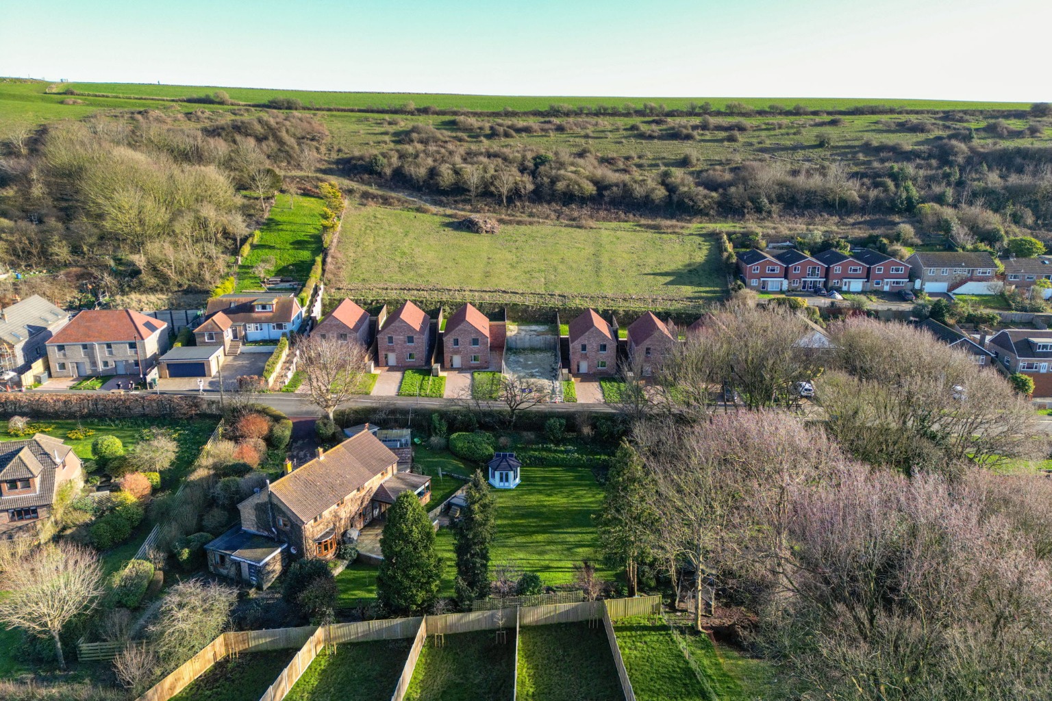 5 Bed New Build Detached Houses, with a flexible layout, front & back garden and driveway.
