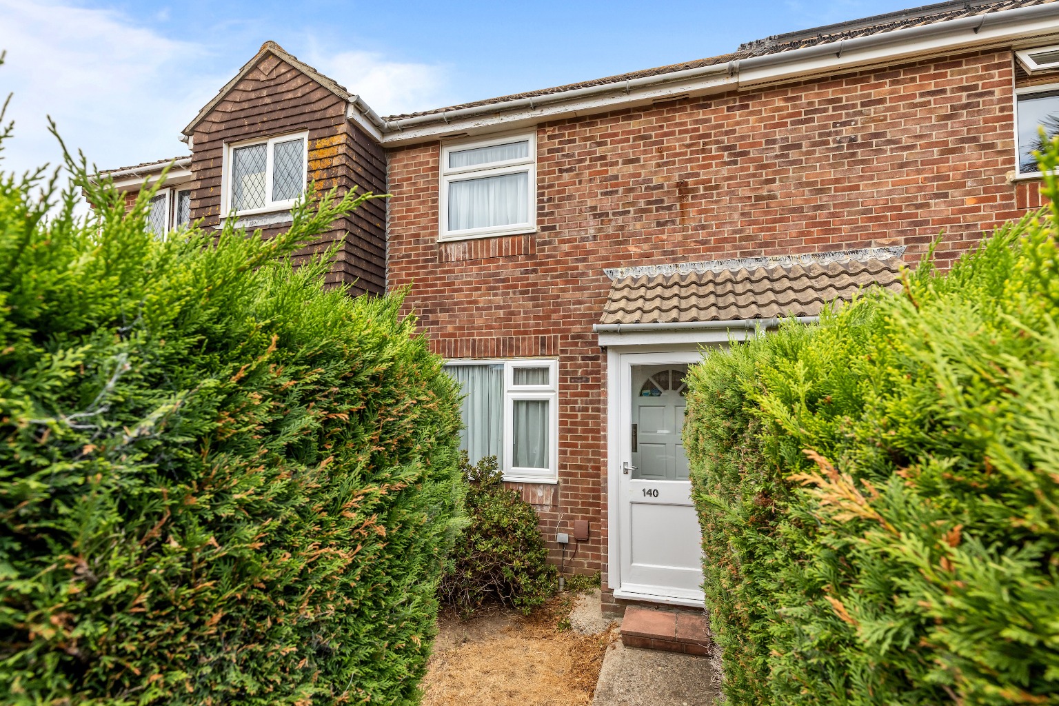 Two Bedroom House With Parking, Garden & No Chain in Church Green, Shoreham by Sea