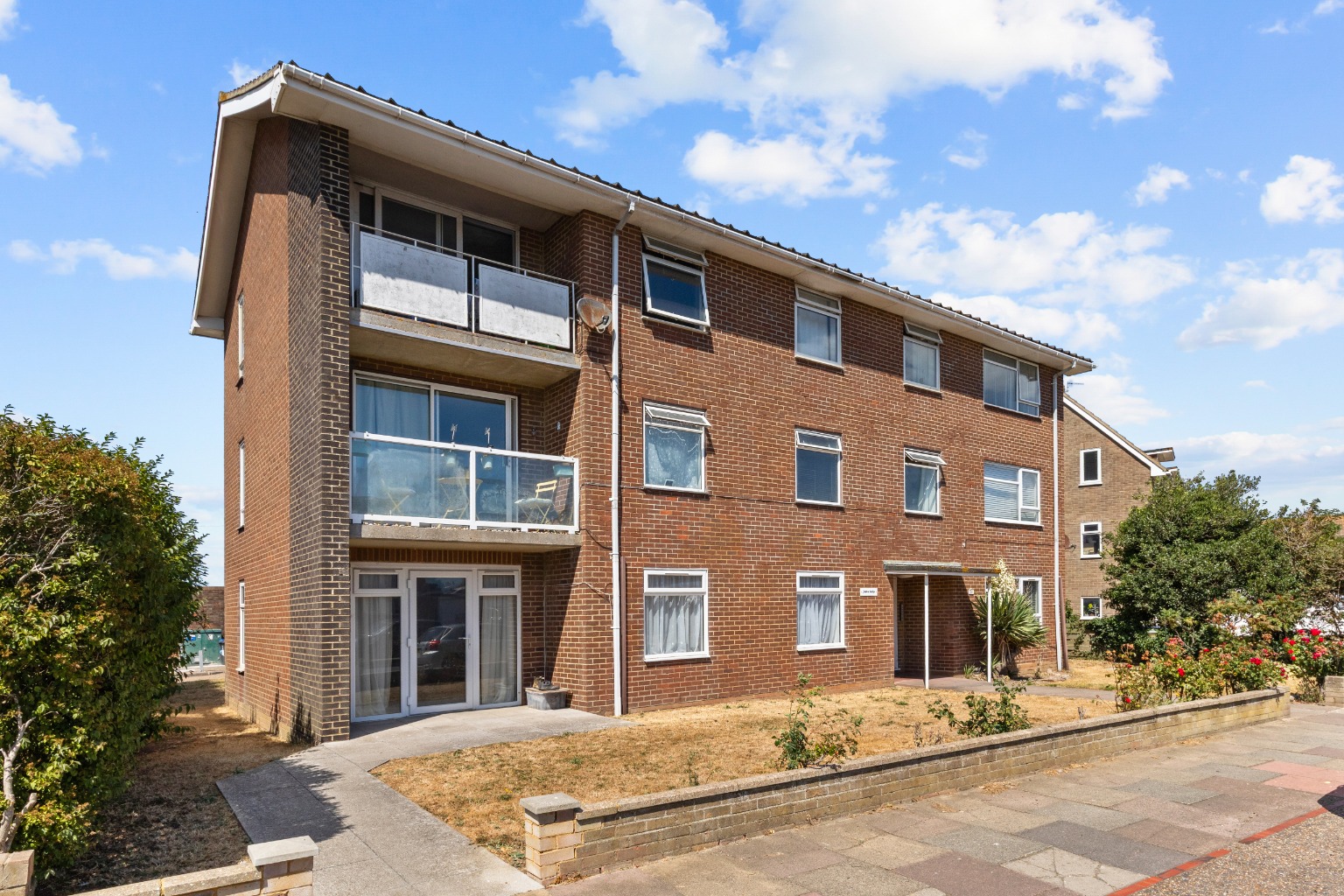 1 Bedroom Ground Floor Apartment with Garage, Shoreham-By-Sea