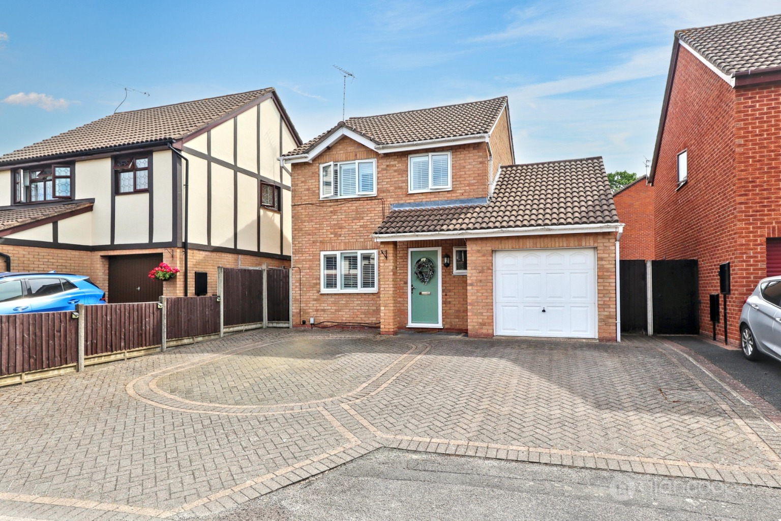 Clovelly Way, Horeston Grange, Nuneaton, CV11 6YB