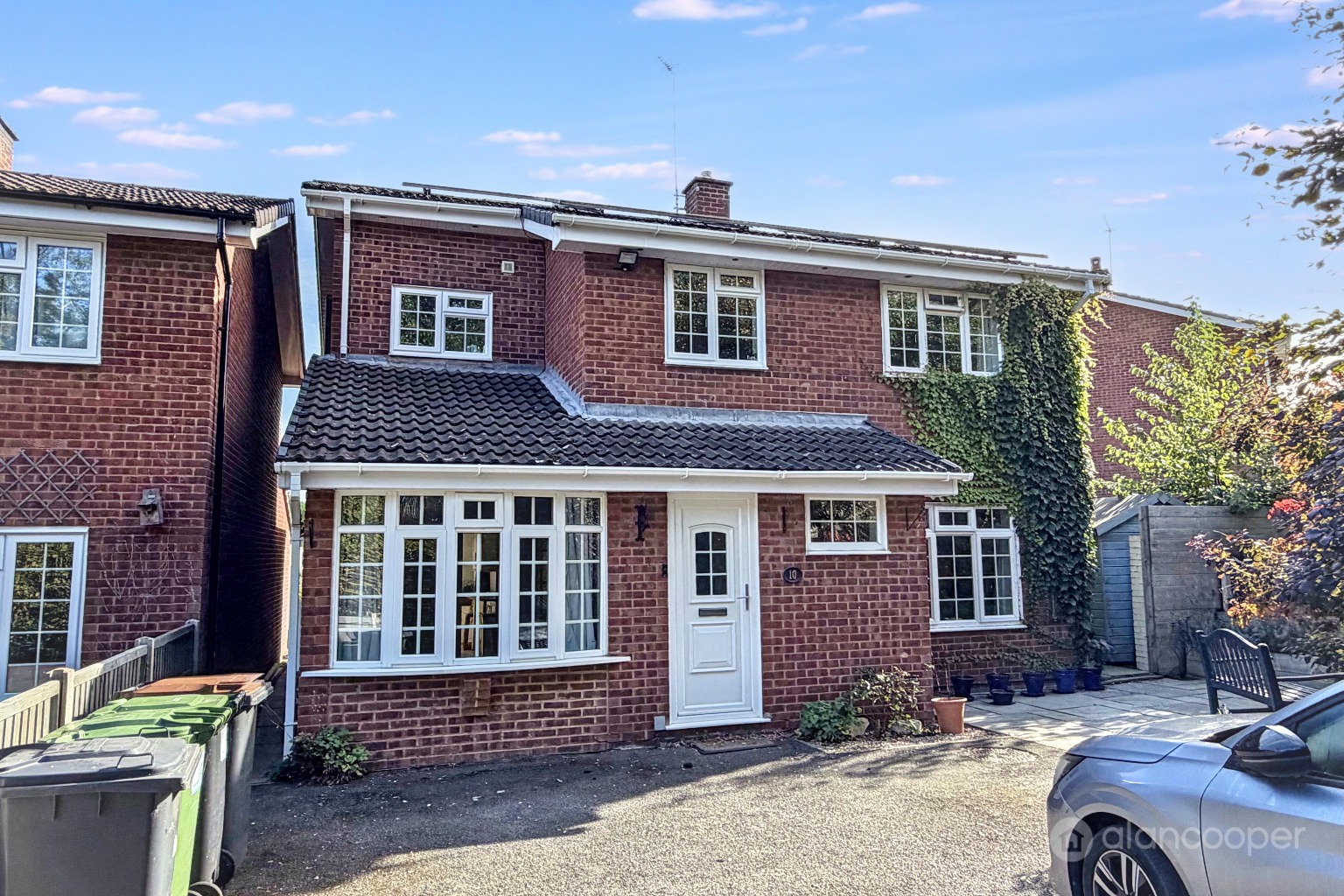 Chartwell Close, Whitestone, Nuneaton, CV11 6SL