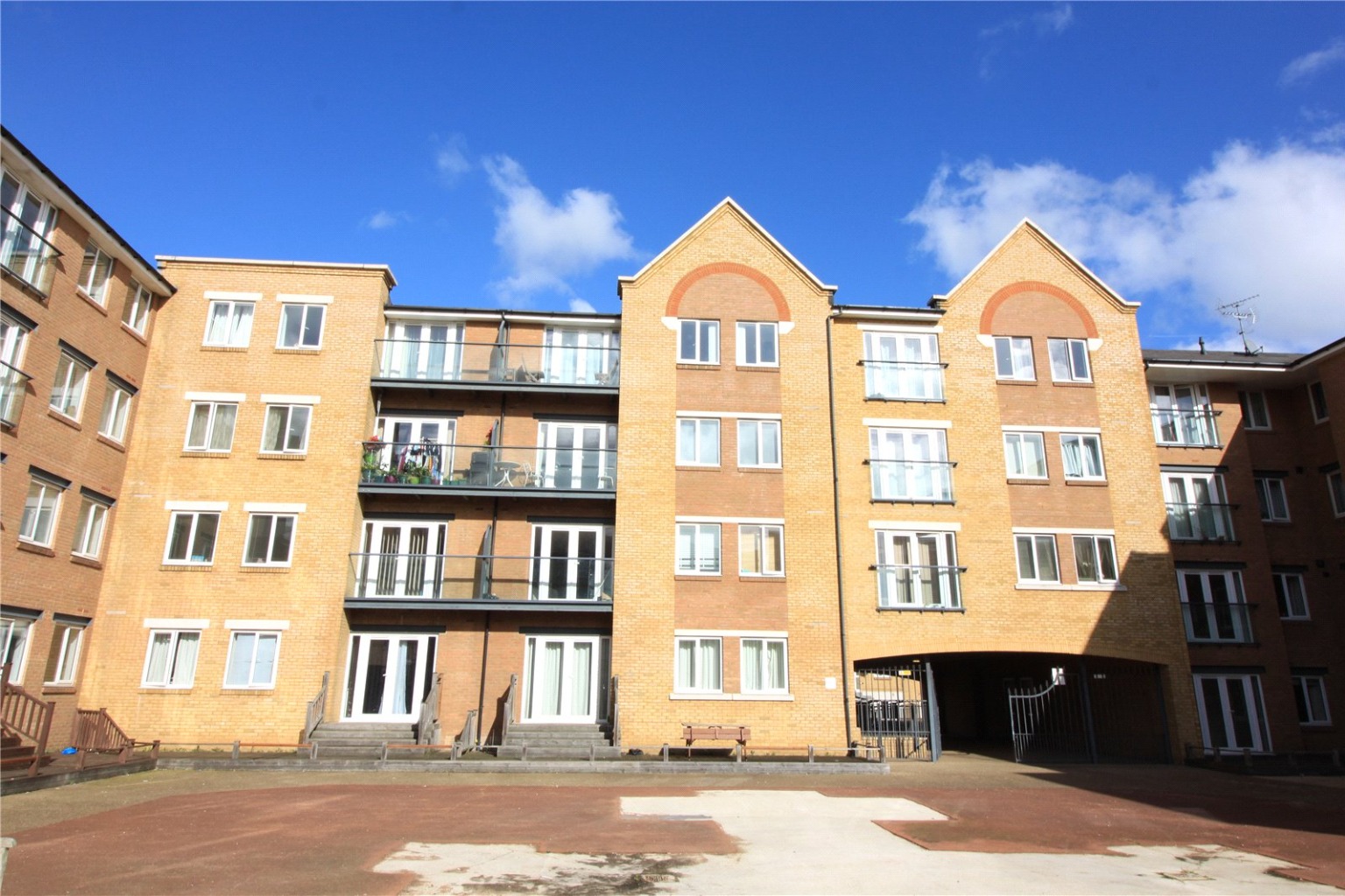 Ground Floor Two Bedroom Apartment with Balcony, Near Ebbsfleet Station