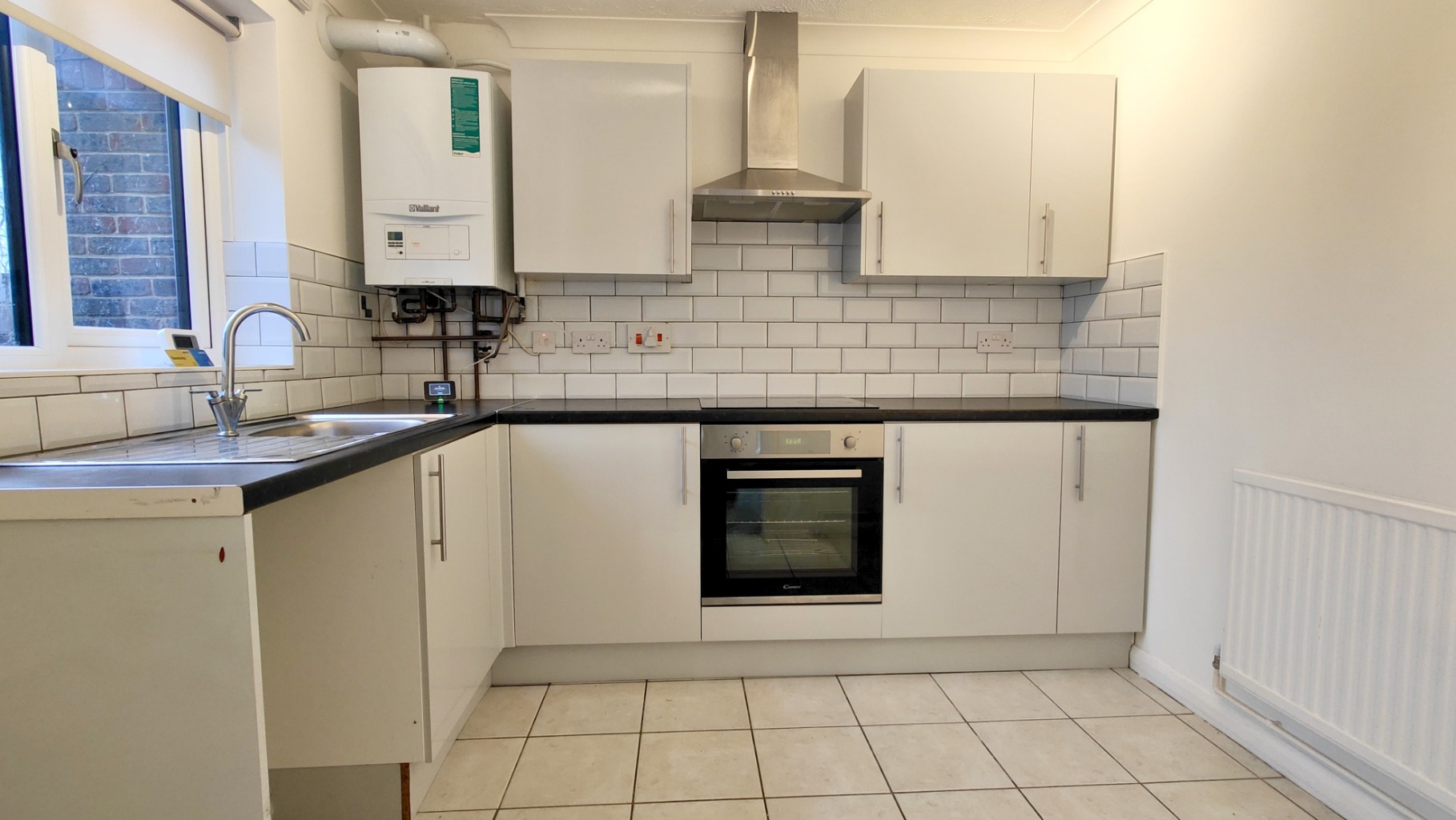 GUIDE PRICE £300,000 TO £350,000 Newly Refurbished 3-Bed Terrace with Parking, Chattenden Lane