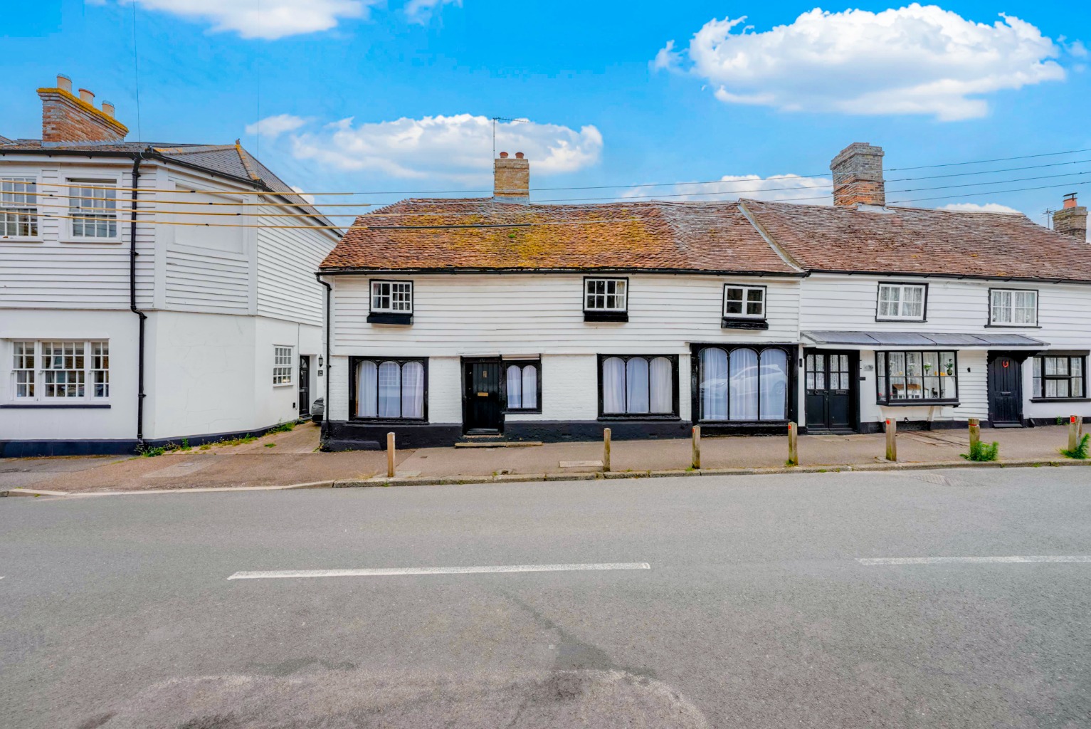 GUIDE PRICE £425,000 TO £475,000 - Charming Grade II Listed Home in Cliffe Village, Rochester
