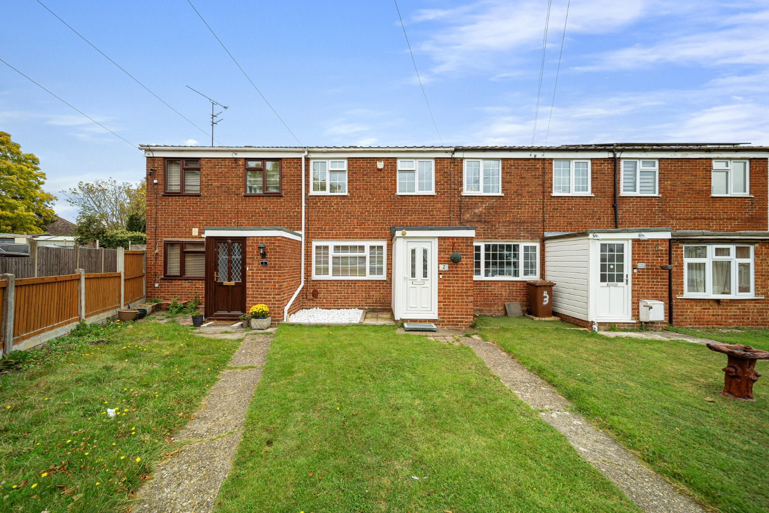 Guide Price £290,000 - £320,000 Guide Price £290,000 - £320,000