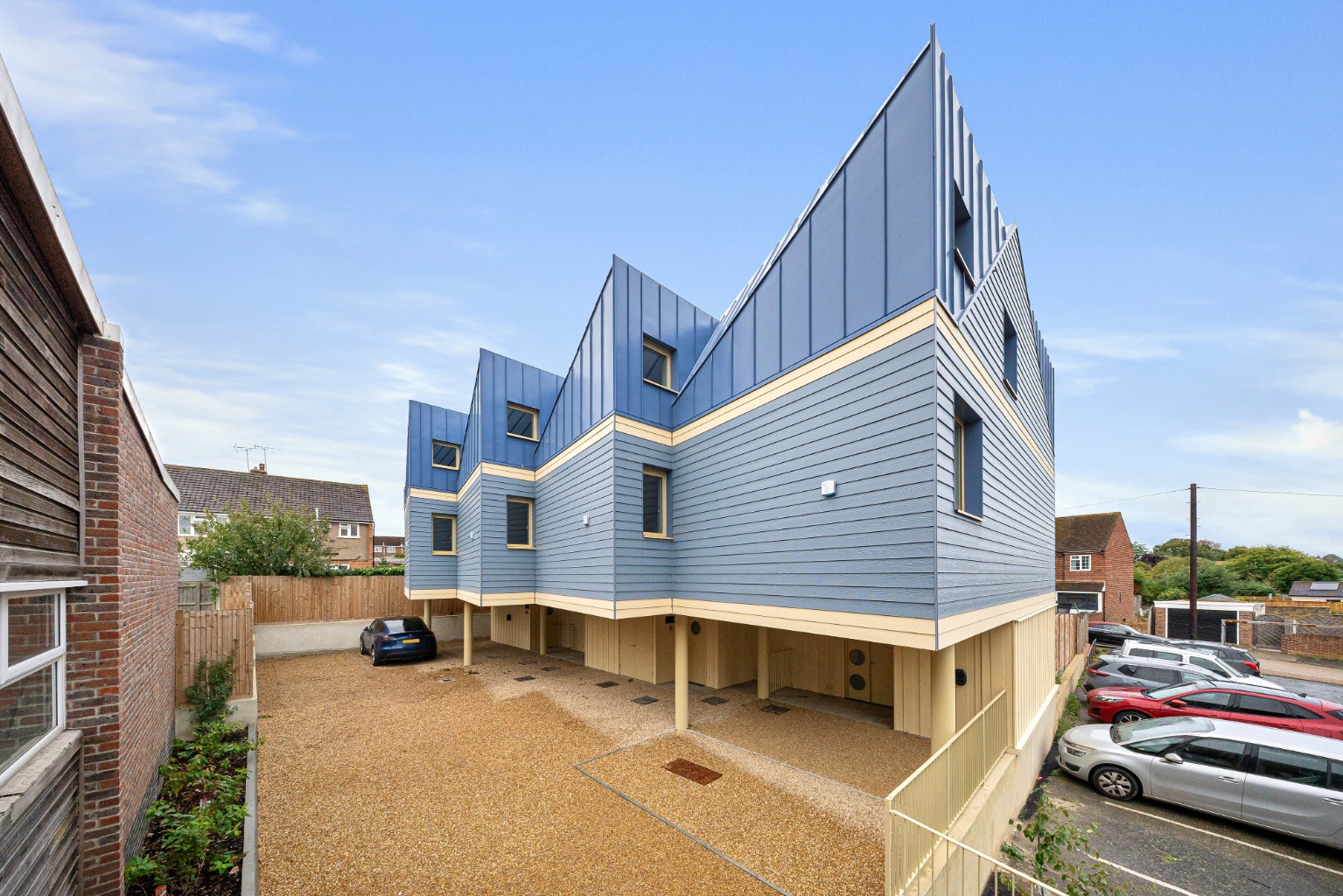 Guide Price £350,000 - £400,000