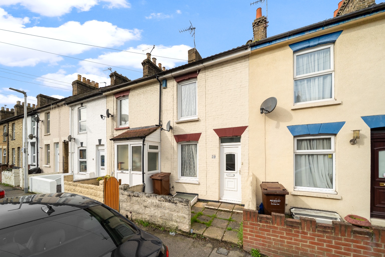 Guide Price £240,000 - £280,000