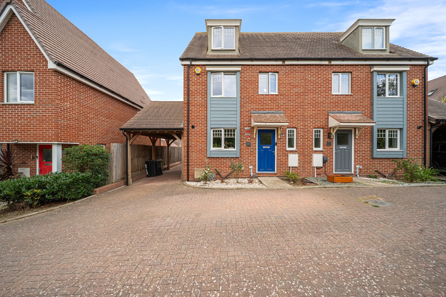 Guide price: £425,000 - £475,000