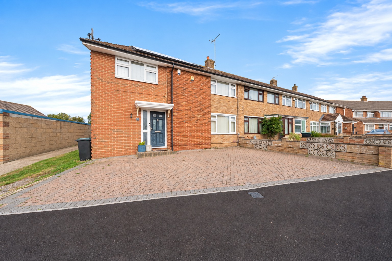 Guide price £400,000 - £450,000