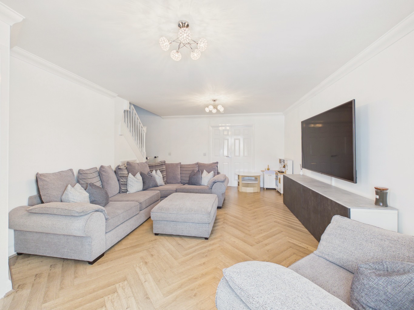 Grosvenor Road, Kingswood, Hull,  HU7 3FF