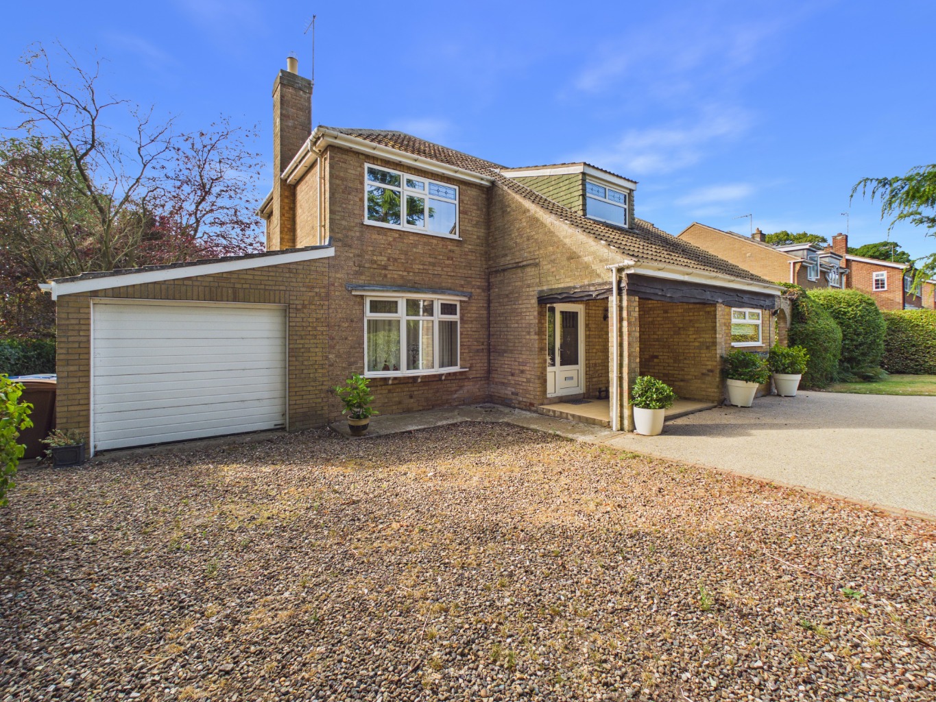 Hall Close, Nafferton, Driffield, YO25 4JN