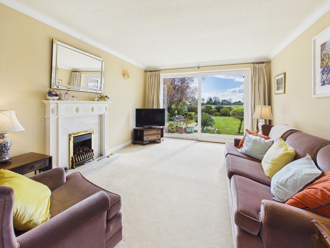 Hall Close, Nafferton, Driffield, YO25 4JN