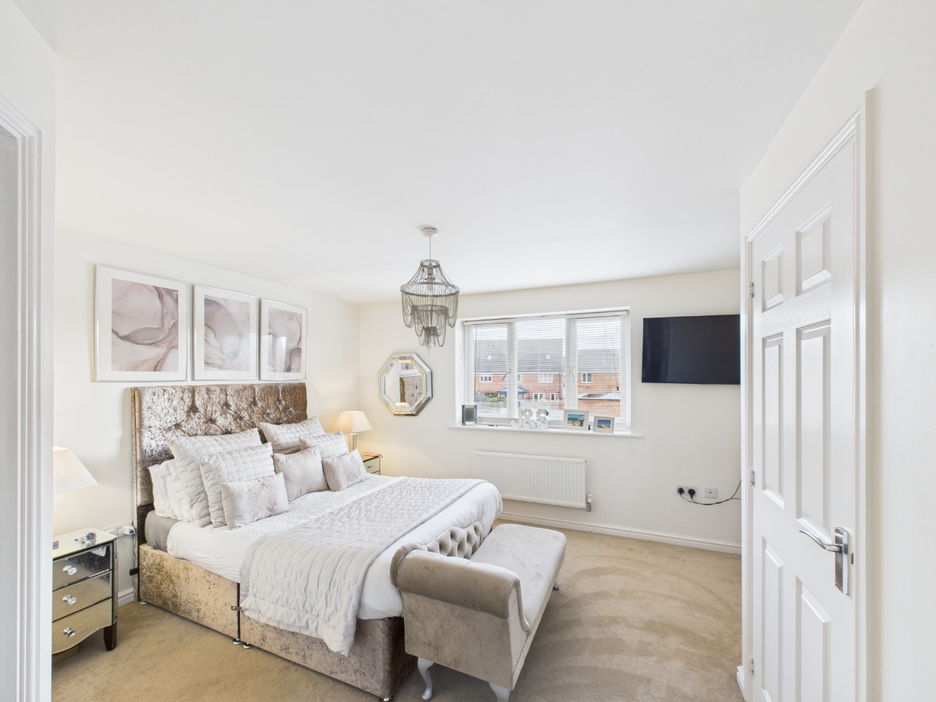 Chartwell Gardens, Kingswood, Hull,  HU7 3FB