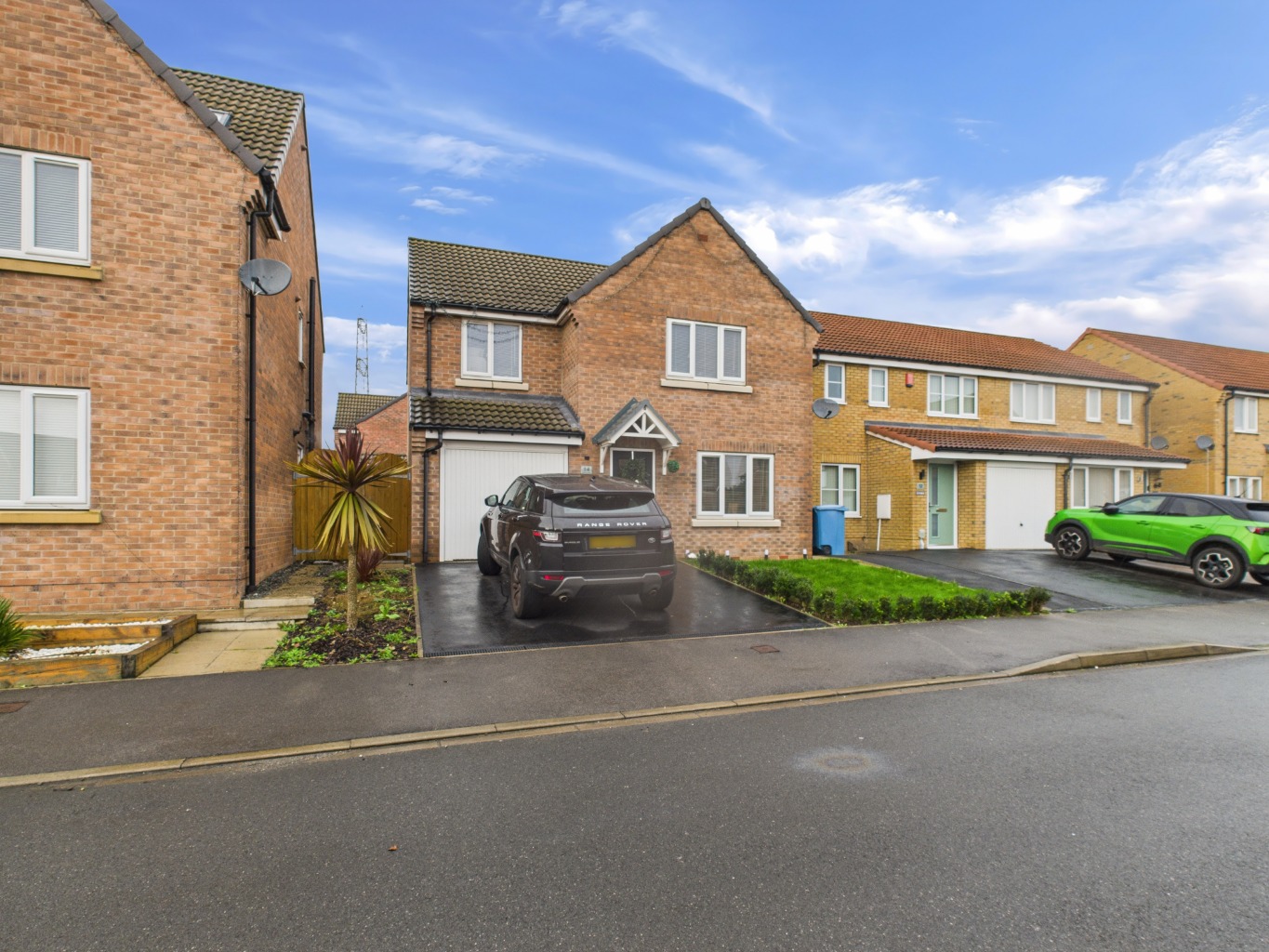 Chartwell Gardens, Kingswood, Hull,  HU7 3FB