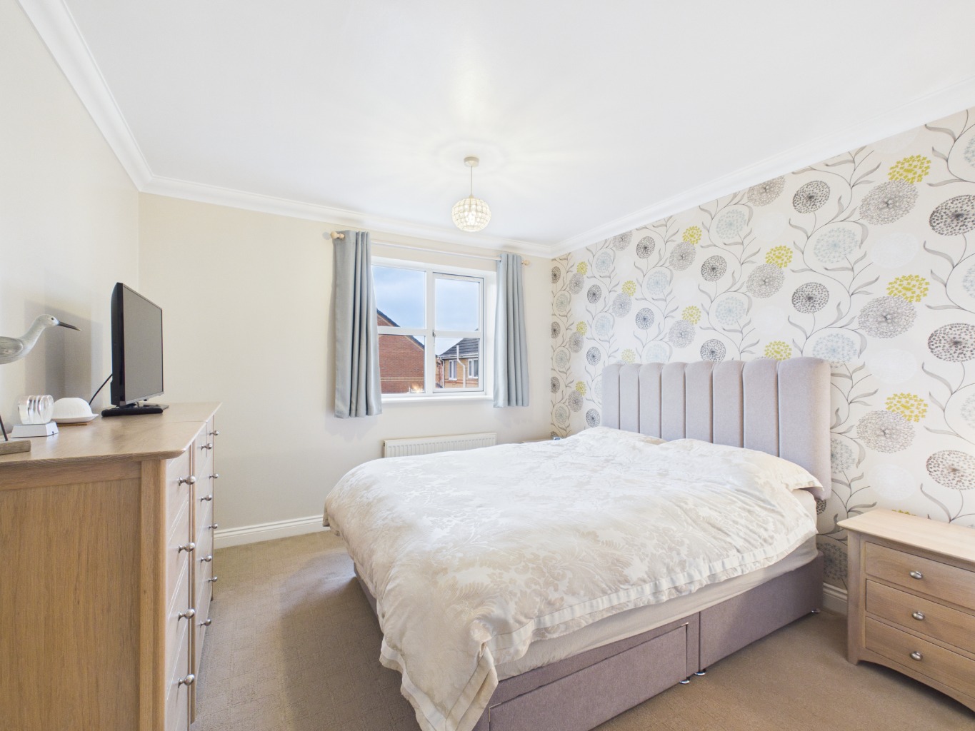 Parcevall Drive, Hull, HU7 3EU